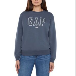 Gap Women's Logo Crewneck Sweatshirt
